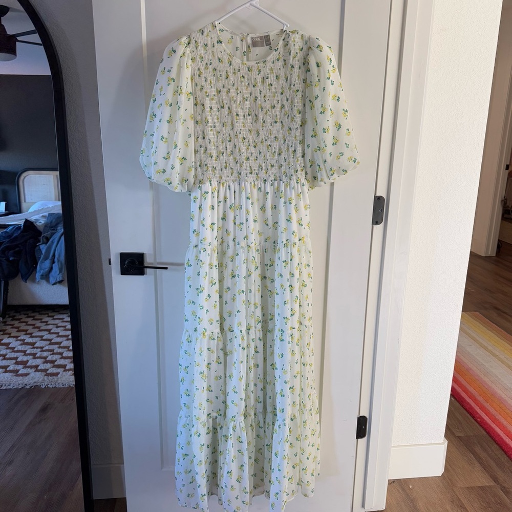 Ribbed floral puff sleeve maxi dress